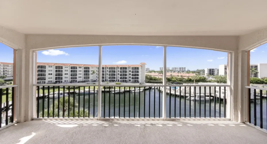 2871 N Ocean Blvd V443 Boca-large-011-00