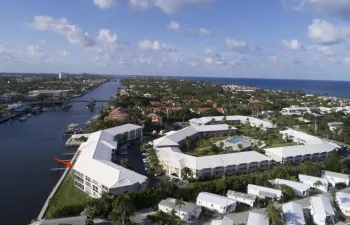 between intracoastal and beach