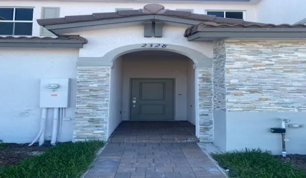 WESTVIEW FRONT2