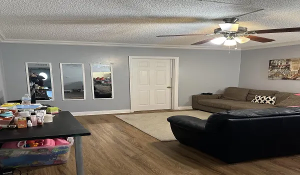 8341 SAND POINT LIVING ROOM
