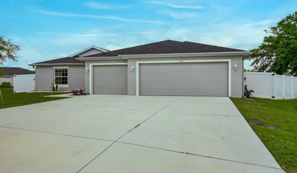 110 Blackpool Way-35