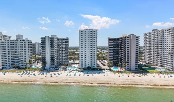 Exterior Beachside