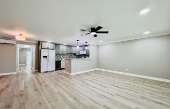 LUXURIOUS IN 55+ CENTURY VILLAGE