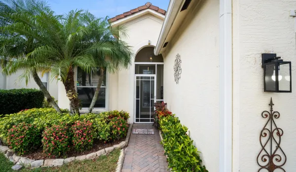 222 SW Manatee Springs Way (36)