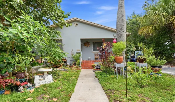 515 Biscayne Dr.