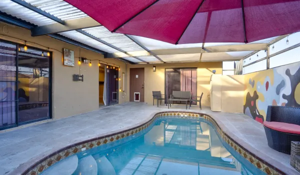 4782 Sunny Palm