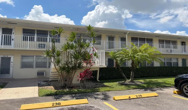 220 Bershirefront