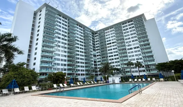 Coral Ridge Towers Original