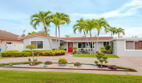 801SE5thTerrace-62