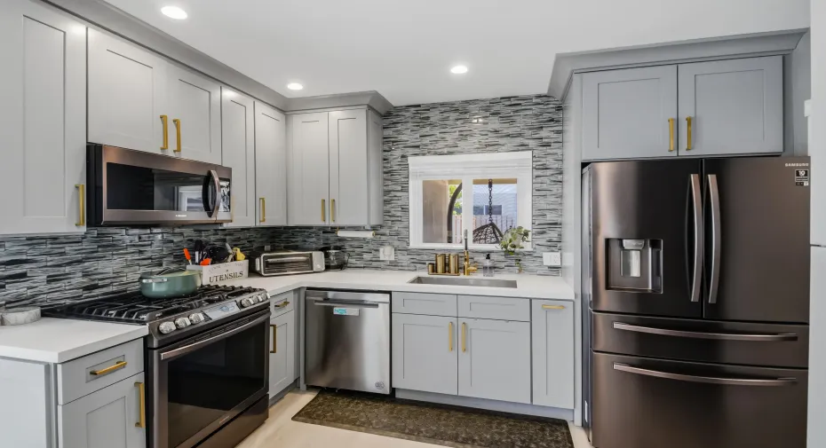 Kitchen 4