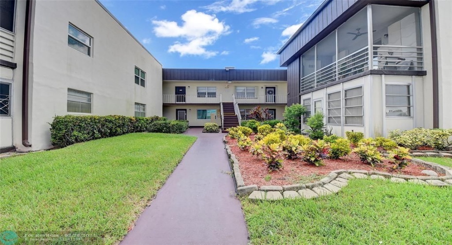 Building front walkway