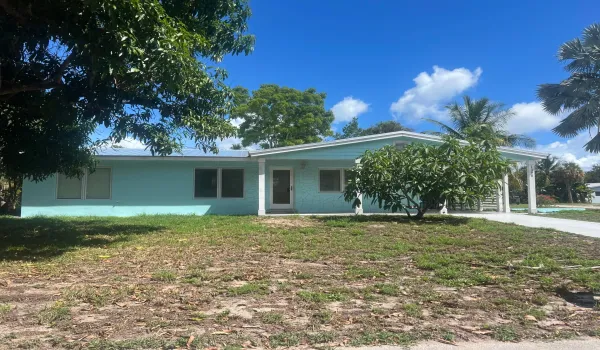 1395 NE Flora Place
