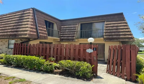 TOWNHOUSE