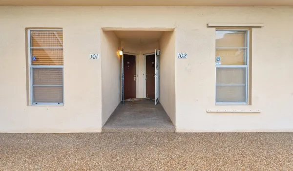 Apartment Enterance
