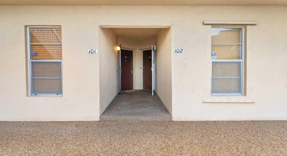 Apartment Enterance