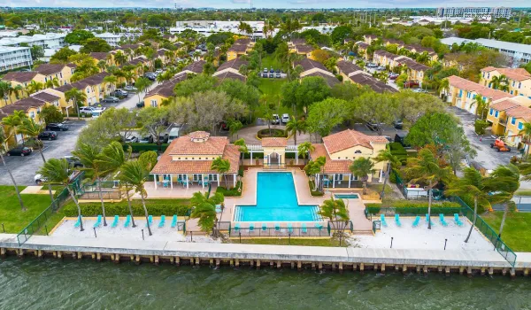 1060 Lake Shore Drive-2