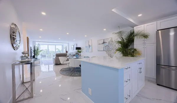 3224 S Ocean #612B (Living Rm1)
