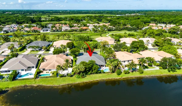 2800 Twin Oaks