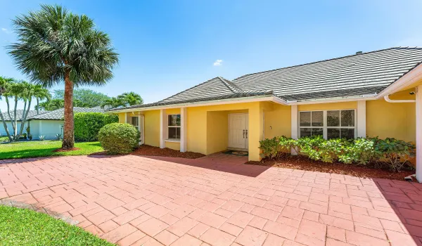 004-2099GreenviewCoveDrive-Wellington-FL