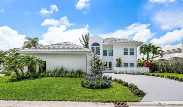 001-9701SprayDrive-WestPalmBeach-FL-3341