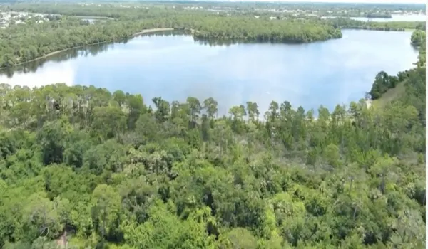 Lake Tesoro