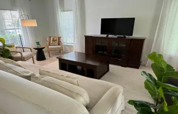13519 Living room