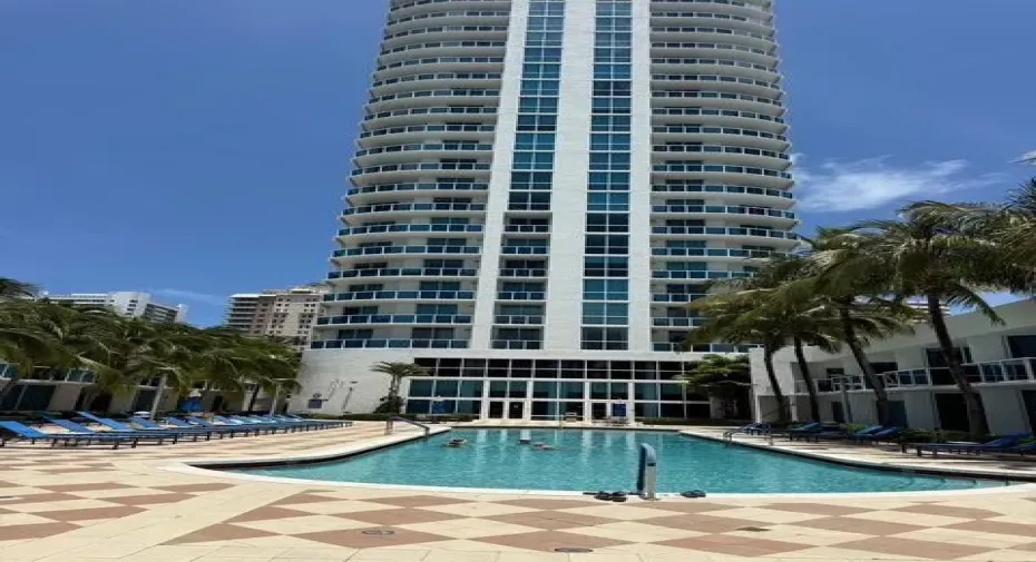 Ocean Marine Yacht Club 1945 S Ocean Dr, Hallandale