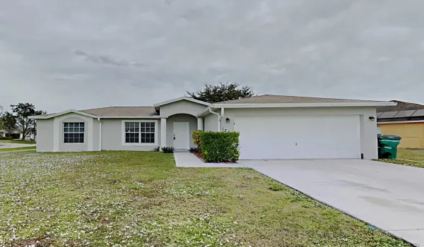 1001705.1711 Sw Gloria Ln.Photo_1