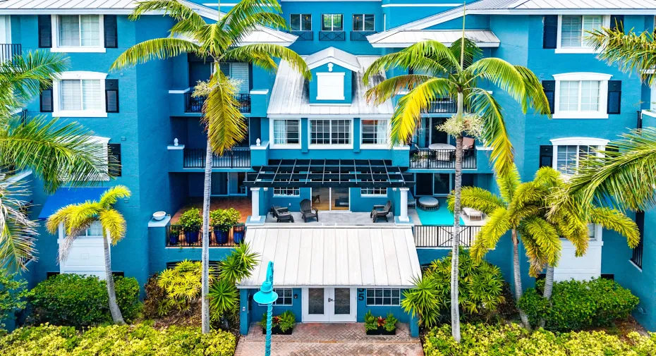 255 NE 3rd Ave 2503