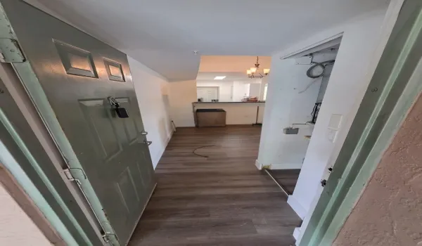 entrance towards kitchen