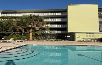 Condo is on third floor, building is 5 stories