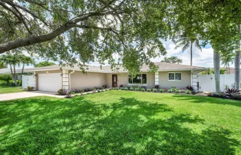 Huge Front Yard