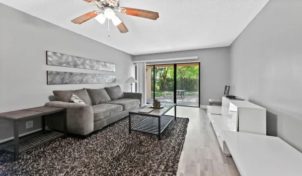 17 Living room 01