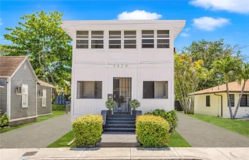virtual picture of the front of the home