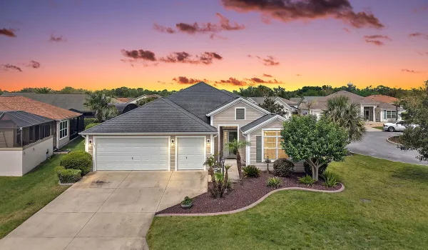 1-web-or-mls-3746-new-moon-ave