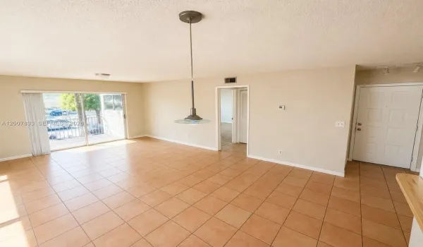 Living & Dinning room