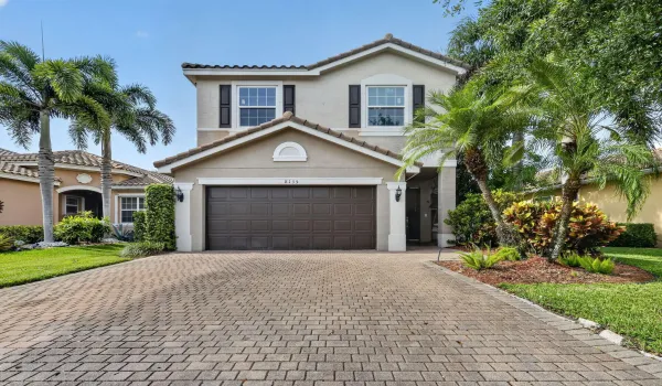 8135 Cantabria Falls Dr