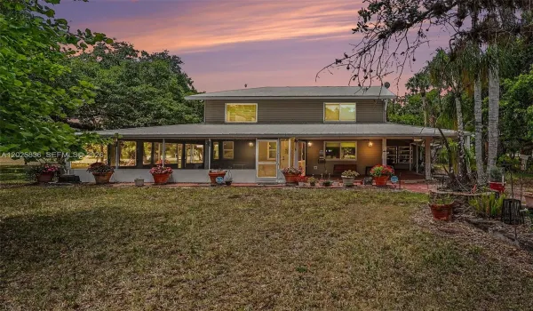 3079 Frontier Cir, LaBelle FL 33935