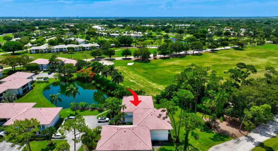 GOLF & LAKE VIEWS
