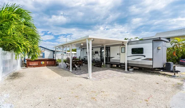 RV Not Included in Sale