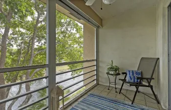 9370 Sunrise Lakes Blvd - - 304147