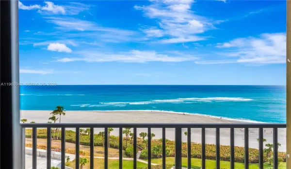 Direct Ocean Views & Beach Access