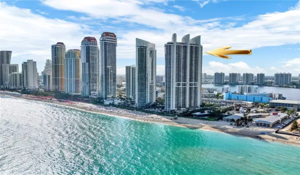Beautiful ocean front building with lots of space between the buildings. Trump Royale is a building away from the Trump International. Trump Royale has its own private amenities. Plus, they allow access to the Trump International Hotels' ammenities and restaurants.