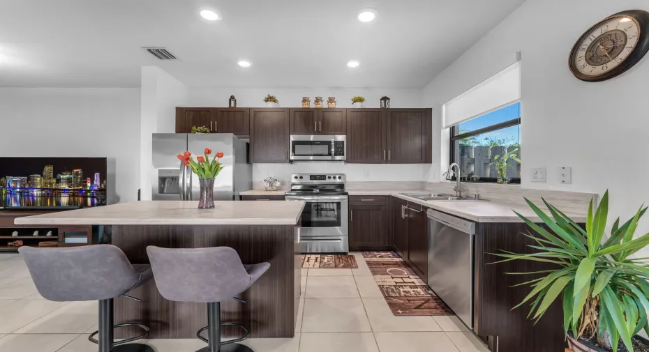 7-web-or-mls-11821SW245th-7