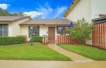8071 SE Villa Circle-1