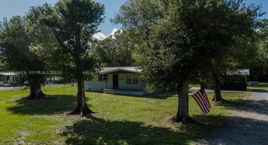 1270 Nobles Rd, LaBelle FL 33935