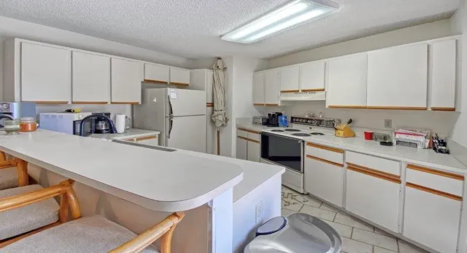62 Springdale Circle Kitchen