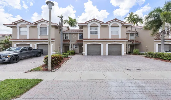 5540 Nw 90th Terr_002