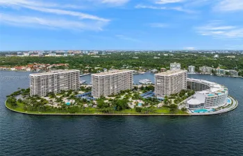 Grove Isle