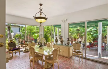 Virtually Staged Florida Room - Can be a Family Room, Studio or Dining Room
